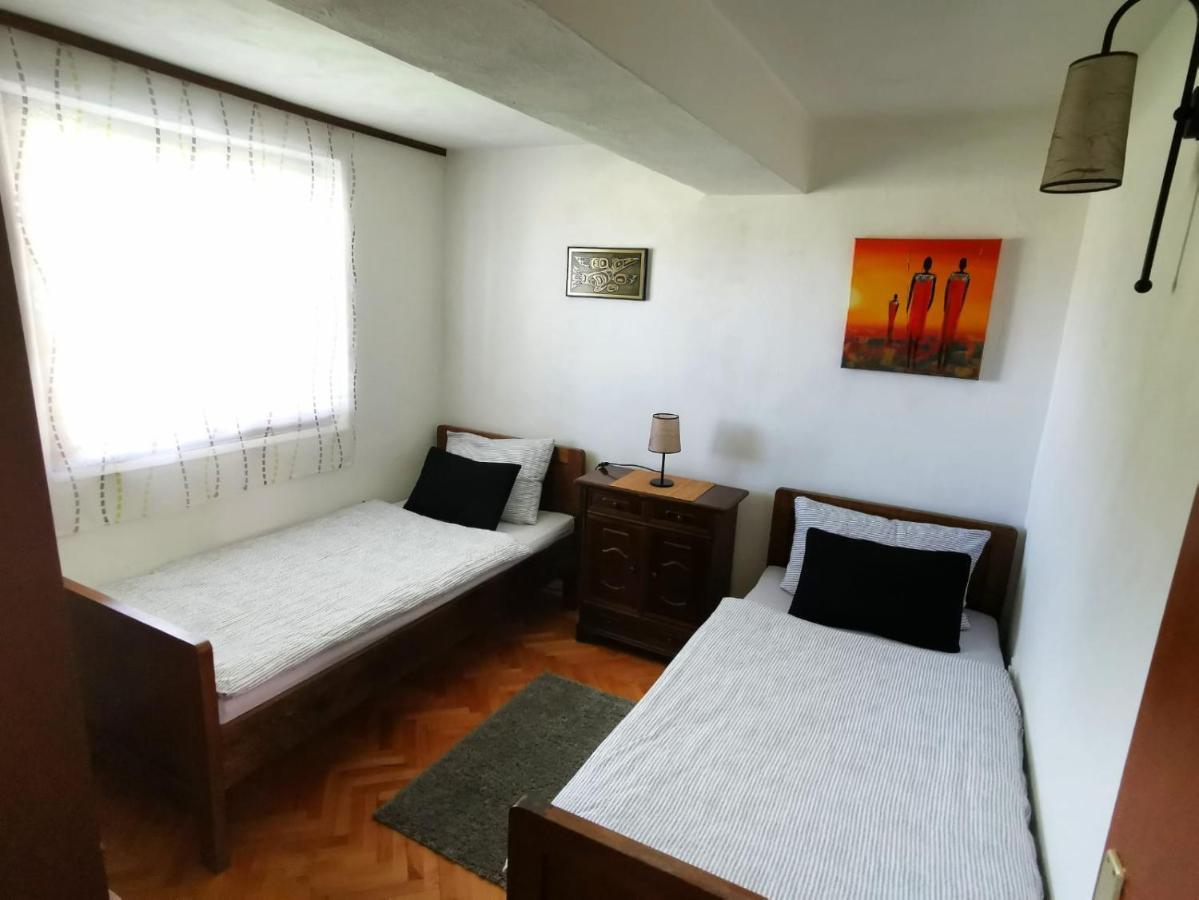 Ferienwohnung Apartman Sveti Rok Exterior foto